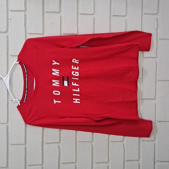 Tommy Hilfiger Sport Long Top. Sze Small NWT - Picture 1 of 7